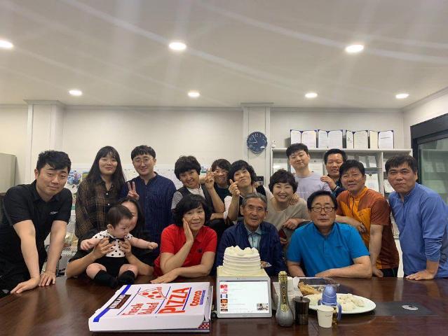 “가족과 함께하는 식사로 장기근속률 높은” 주식회사 무계바이오농업회사법인 (영천) 관련사진